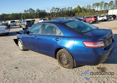 2011 Toyota Camry Base z USA, uszkodzony, nr VIN 4T1BF3EKXBU690043